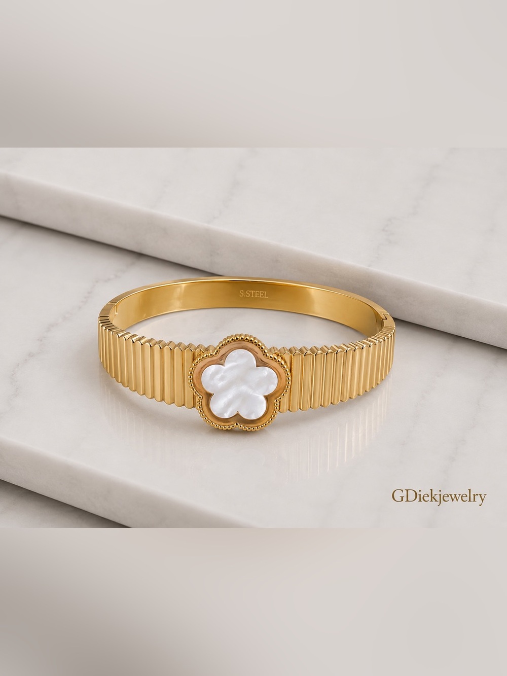 Stainless Steel  Flower Mother-of-Pearl Bangle Bracelet